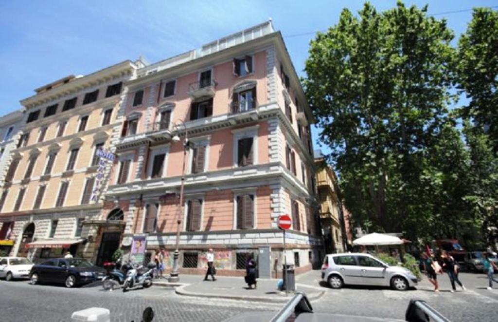 Hotel Marisa Rome Exterior photo